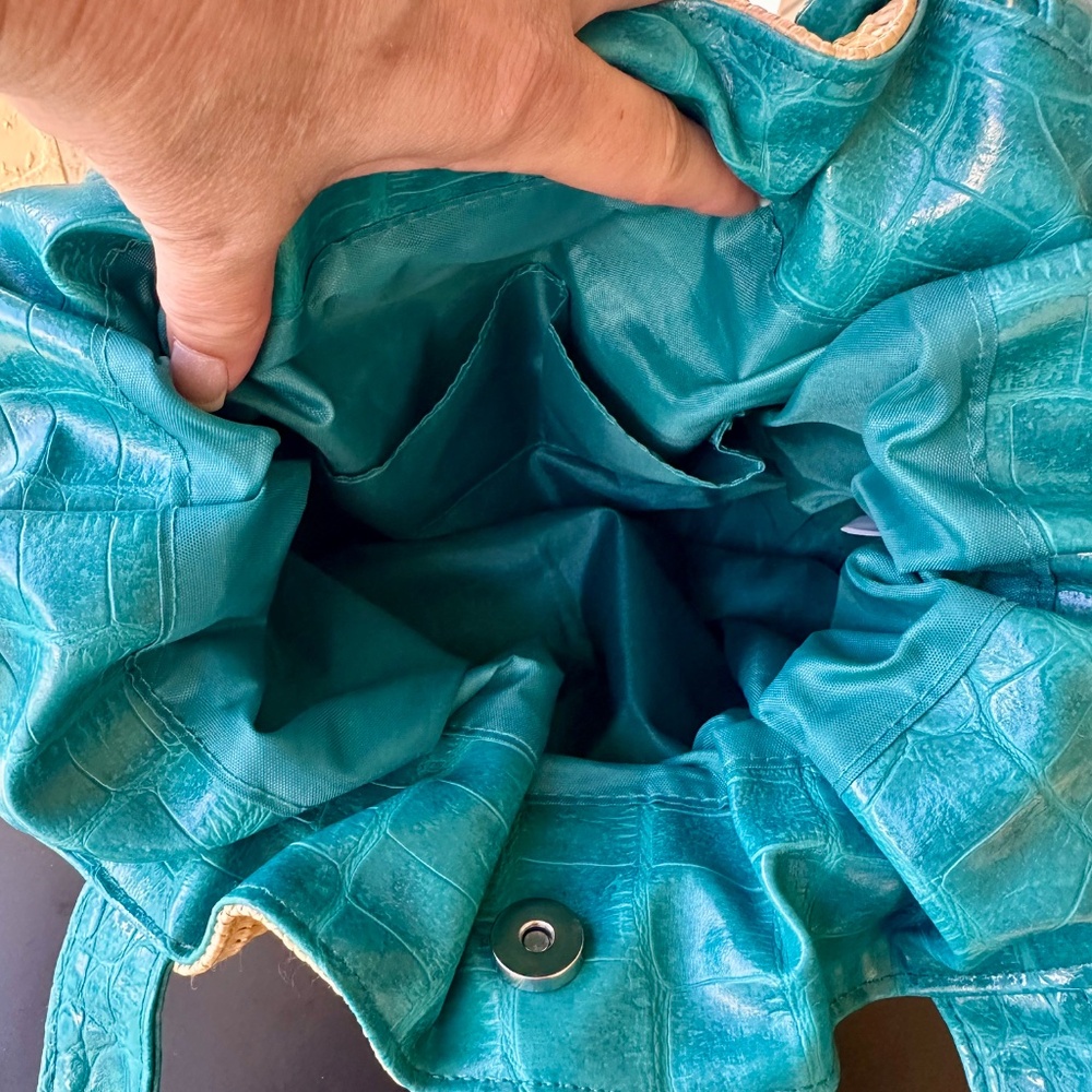 Bueno, Woven Straw Beach Bag - Picture 7 of 11